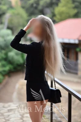 anastasia russian luxury escort posing in barcelona