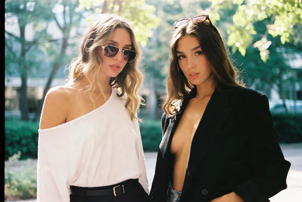 do escorts enjoy their job, two girls in park, analogue photo